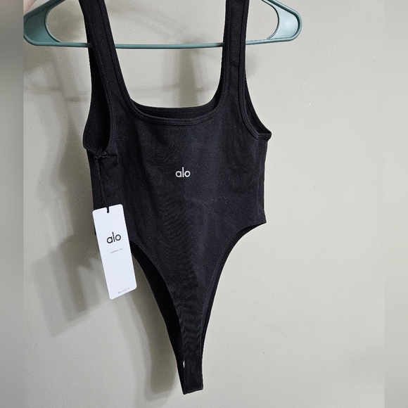 ALO Yoga Airbrush Hot Shot Bodysuit - Picture 2 of 6